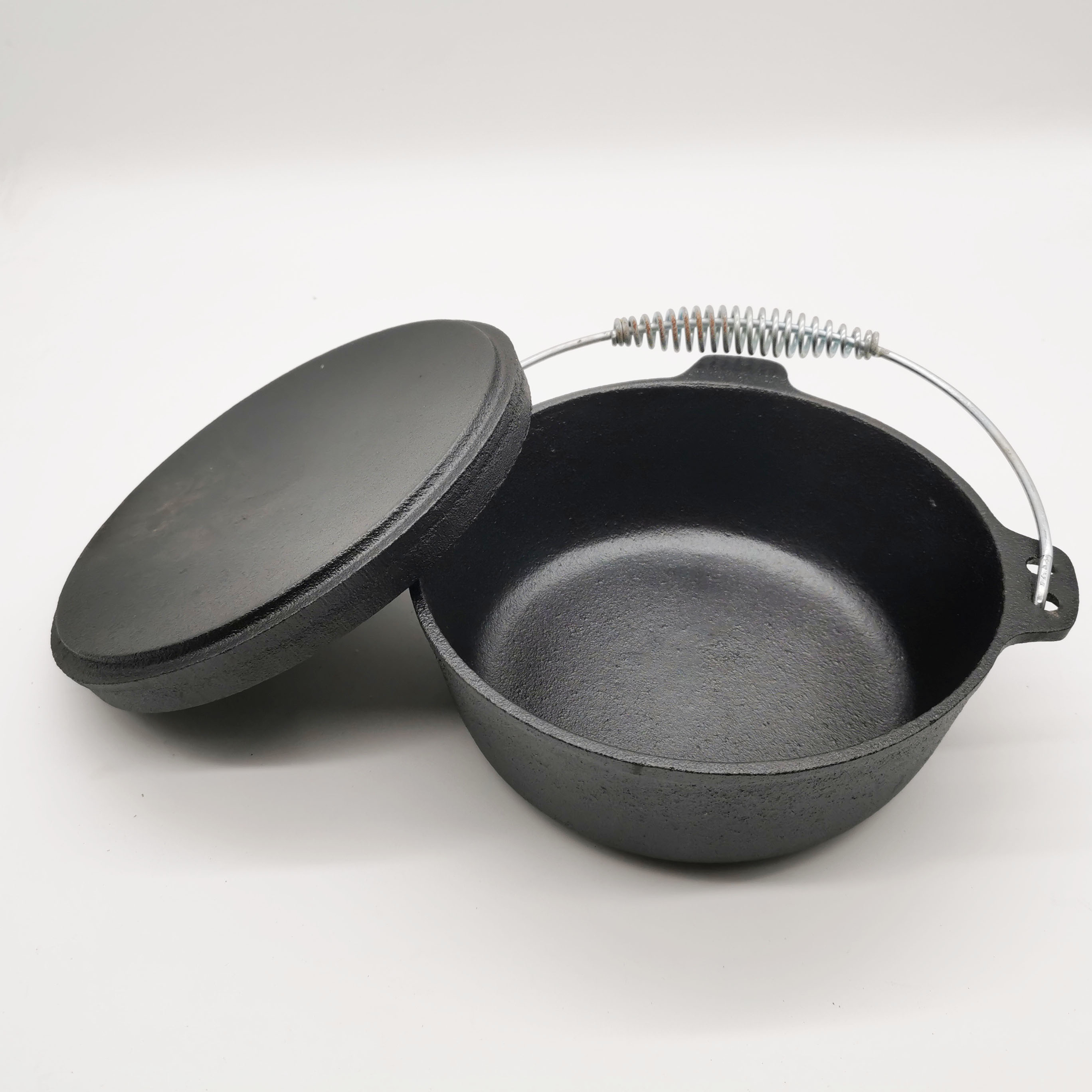 2QT Cast Iron Camp Dutch Oven  - огляд і ціна Camp Dutch Oven Cast